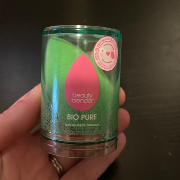 Beautyblender Bio Pure Green Beauty Sponge Brand New Beauty Blender - Picture 1 of 4